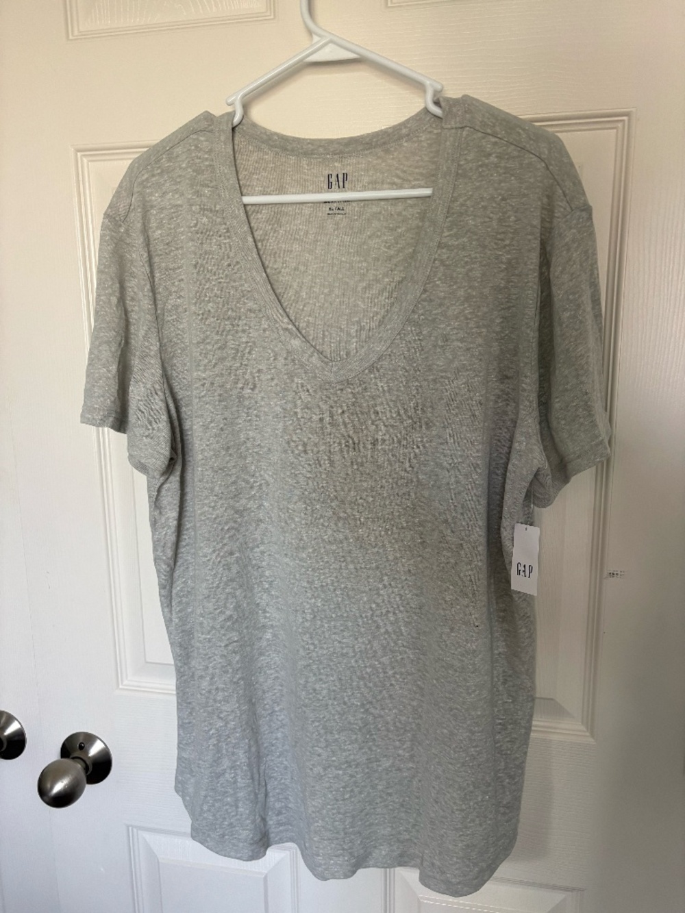 NWT GAP Grey V-Neck Short Sleeve Tee